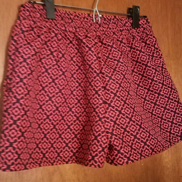 Moonlight Patterned Short - Picture 2 of 3